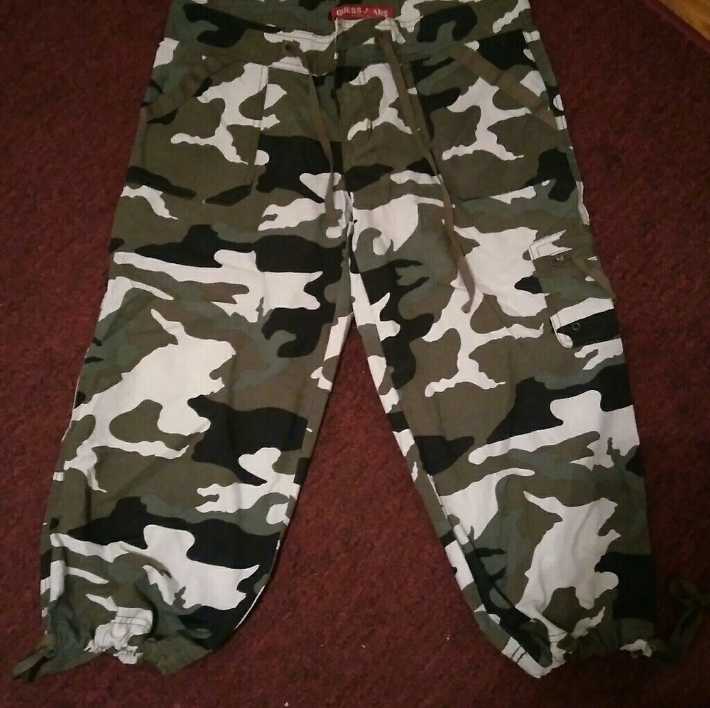 Camo Capri's